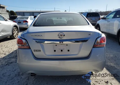 2015 Nissan Altima 2.5 from USA, damaged, VIN 1N4AL3AP3FN371695